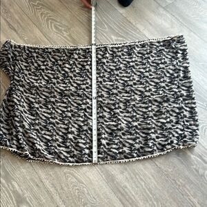 Stylish Black and White Animal Print Scarf